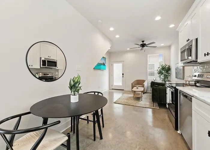 New Cracklin House Luxury Amenities Fast Wifi 65 Tv Appartement *