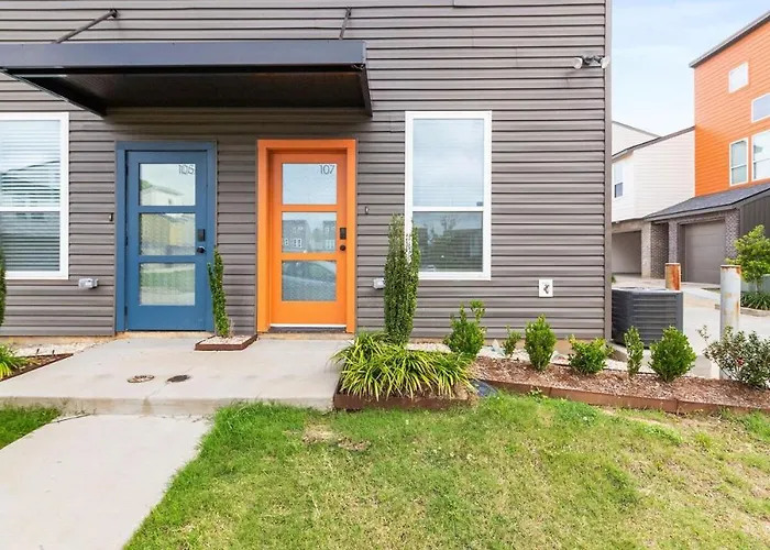 New Cracklin House Luxury Amenities Fast Wifi 65 Tv
